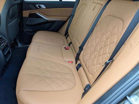 Used 2026 BMW X5 sDrive40i w/ Premium Package image 16