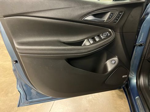 Used 2024 Buick Encore GX Avenir w/ Avenir Technology Package AWD/4WD image 15