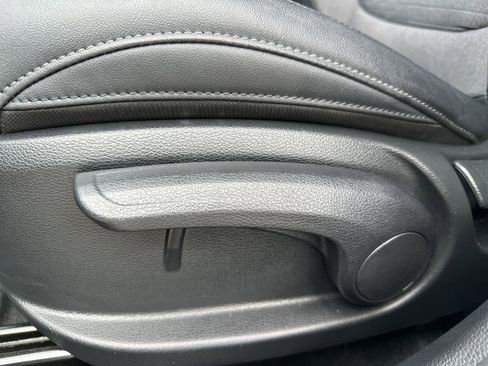 Certified 2023 Kia Seltos S image 14