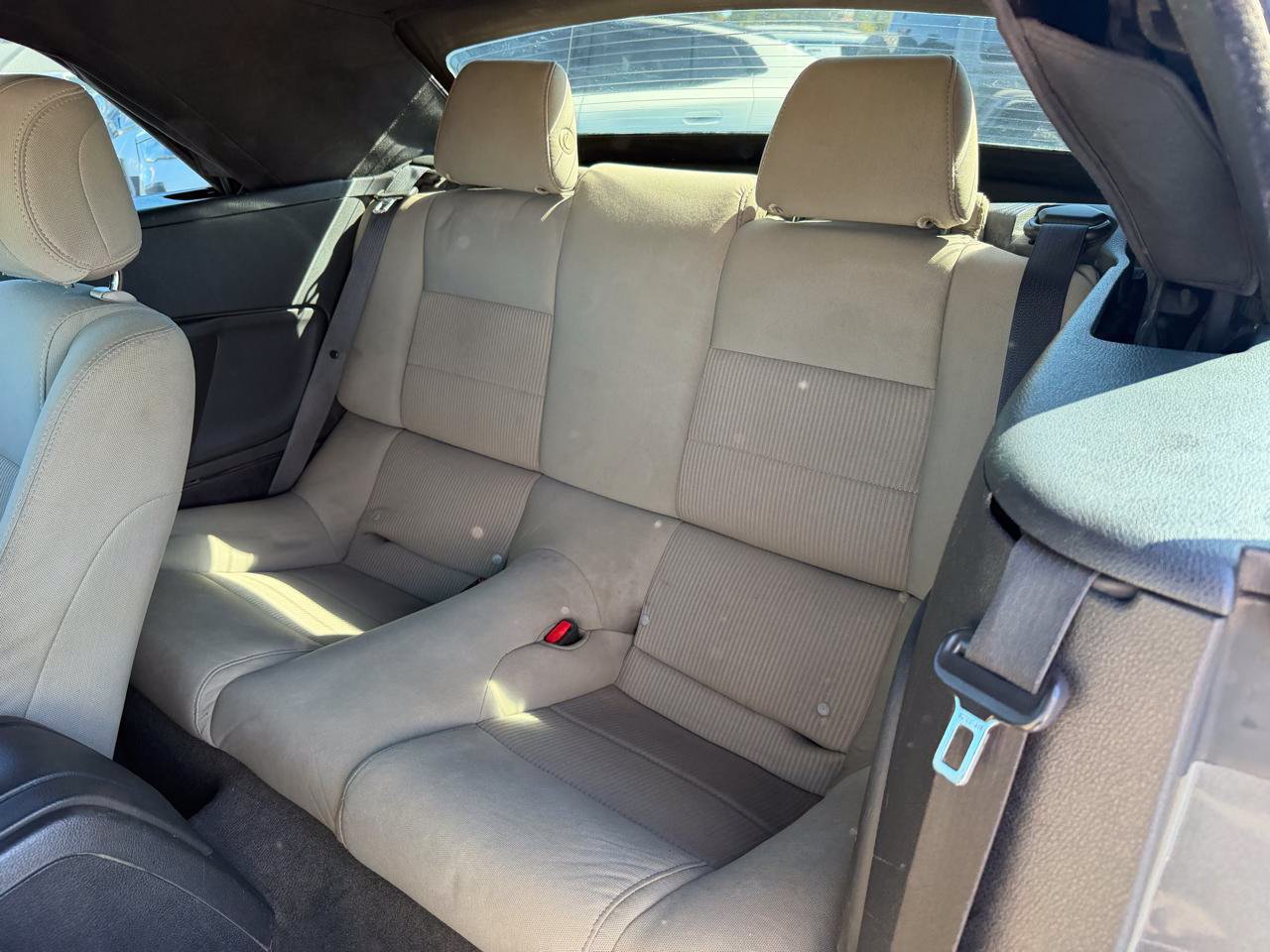 Used 2014 Ford Mustang Convertible RWD image 10