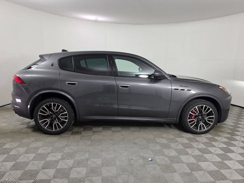 Used 2023 Maserati Grecale Modena AWD/4WD image 37