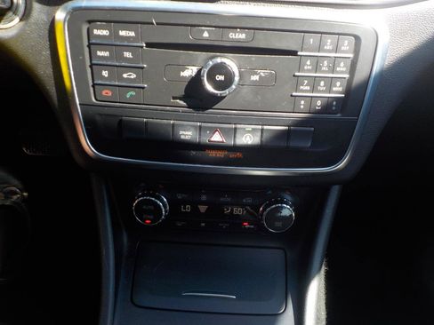 Used 2017 Mercedes-Benz GLA 250 image 15