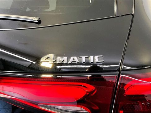 Used 2026 Mercedes-Benz GLC 300 4MATIC image 10
