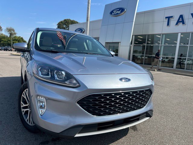 Used 2022 Ford Escape SEL w/ Technology Package AWD/4WD image 5