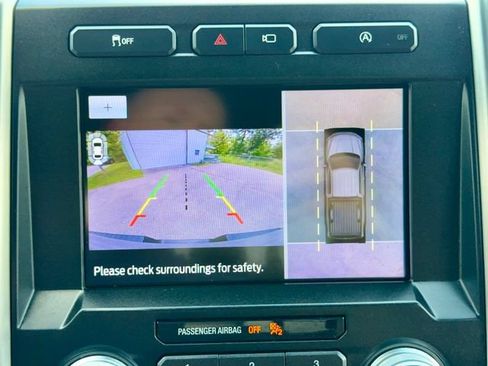Used 2019 Ford F150 Platinum w/ Equipment Group 701A Luxury AWD/4WD image 21
