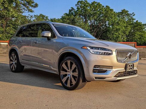 Certified 2023 Volvo XC90 T8 Plus w/ Protection Package Premier AWD/4WD image 6