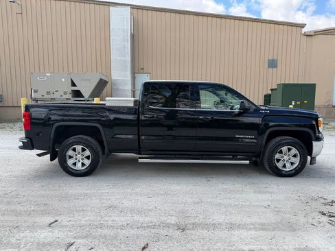 Used 2014 GMC Sierra 1500 SLE w/ SLE Value Package AWD/4WD image 4