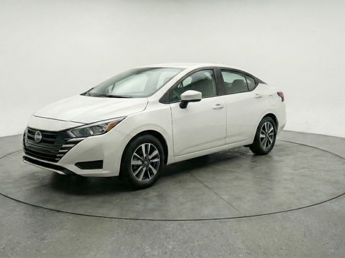 Used 2025 Nissan Versa SV w/ Trunk Package FWD image 3