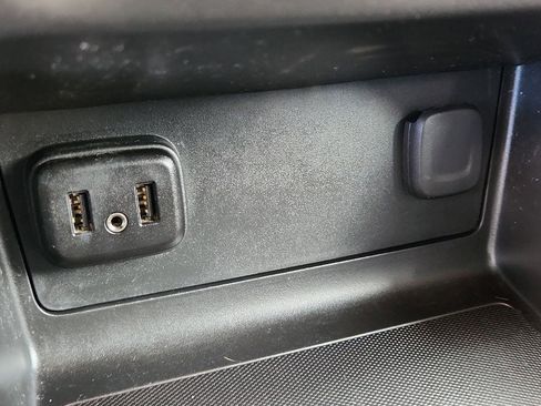 Used 2020 GMC Canyon SLE w/ Elevation Edition image 20