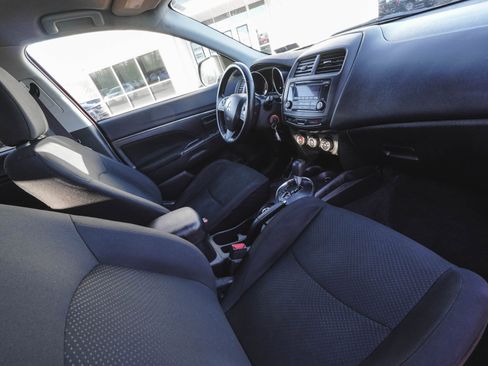 Used 2015 Mitsubishi Outlander Sport ES image 38