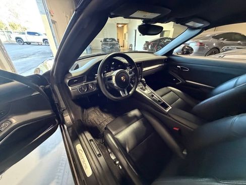 Used 2014 Porsche 911 Carrera RWD image 5