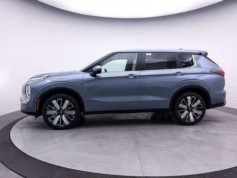 New 2026 Mitsubishi Outlander SE FWD image 26
