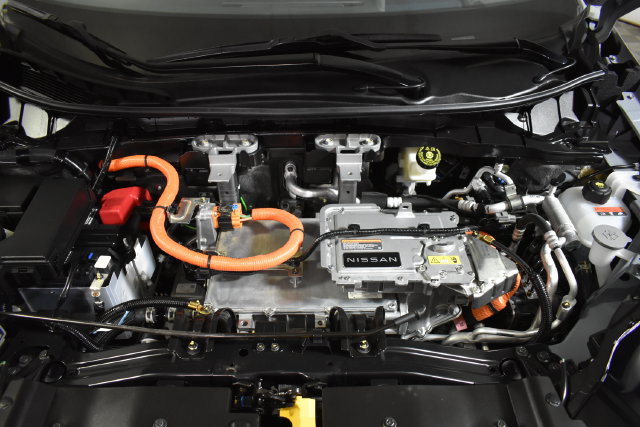 Certified 2024 Nissan Ariya AWD image 41