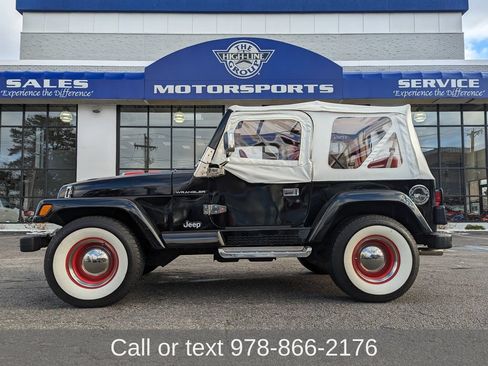 Used 2002 Jeep Wrangler Sahara AWD/4WD image 1