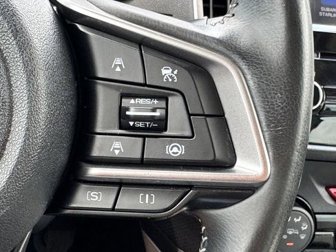 Used 2023 Subaru Forester Premium AWD/4WD image 29