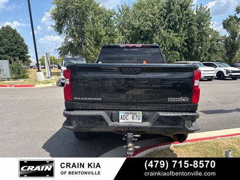Used 2024 Chevrolet Silverado 2500 High Country w/ High Country Premium Package AWD/4WD image 8