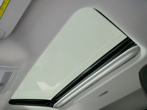 Used 2023 MAZDA CX-30 AWD 2.5 S w/ Premium Package image 31