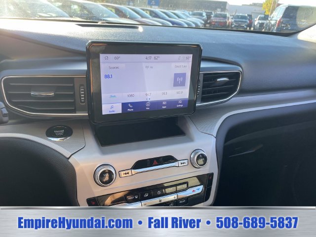 Used 2023 Ford Explorer XLT w/ Equipment Group 202A AWD/4WD image 23