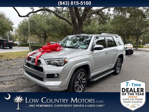 Used 2020 Toyota 4Runner Limited image 1
