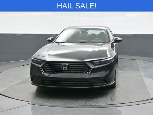 Used 2025 Honda Accord Sport image 2