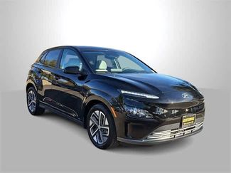 Certified 2023 Hyundai Kona SE video 2