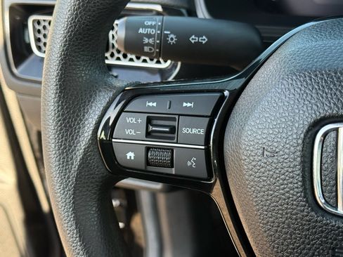 Used 2025 Honda Civic LX image 17
