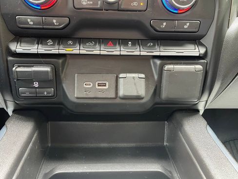 Certified 2021 Chevrolet Silverado 1500 LT Trail Boss w/ Convenience Package II AWD/4WD image 39