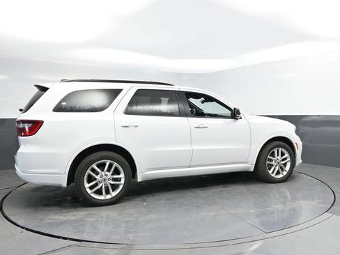 Used 2024 Dodge Durango GT AWD/4WD image 2