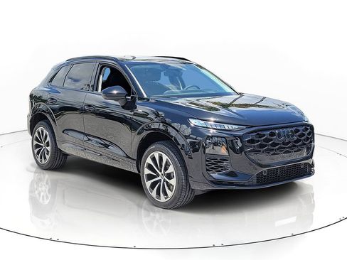 New 2026 Audi Q3 quattro 2.0T AWD/4WD image 1