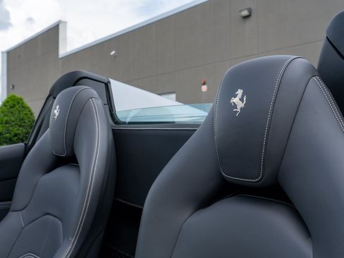 Used 2019 Ferrari 488 Spider RWD image 37