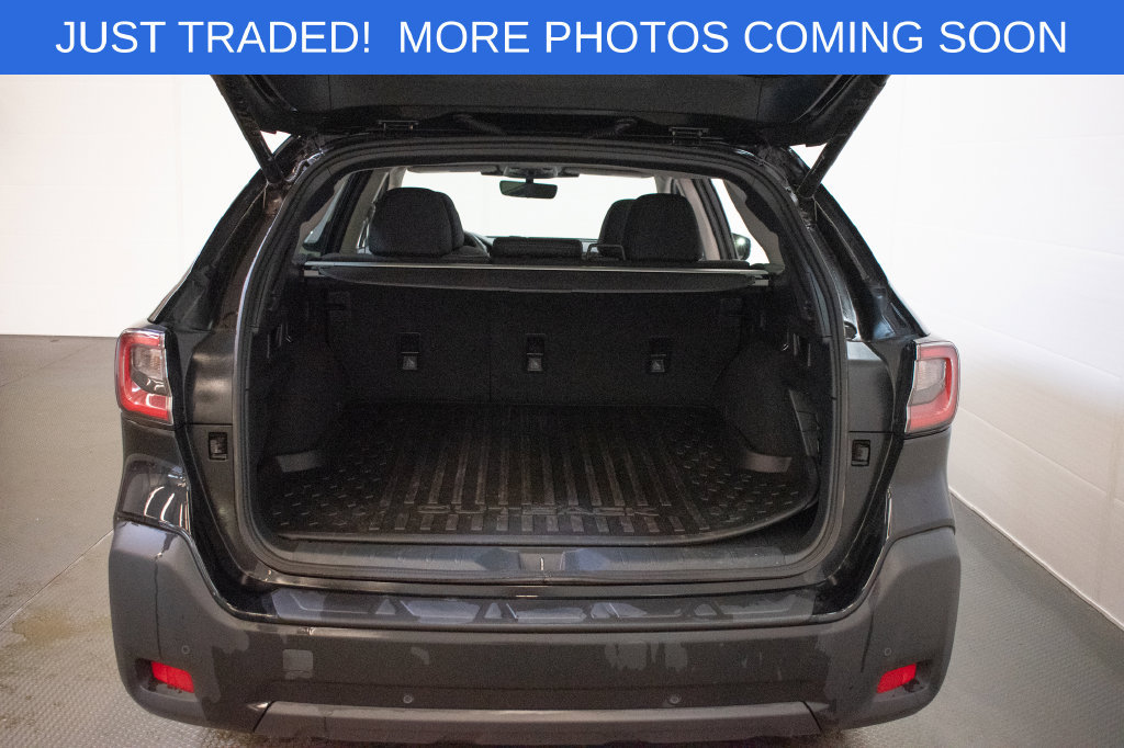 Used 2025 Subaru Outback Onyx Edition XT AWD/4WD image 23
