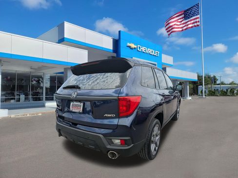 Used 2023 Honda Passport EX-L image 3