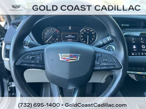 Used 2019 Cadillac XT4 Premium Luxury FWD image 15