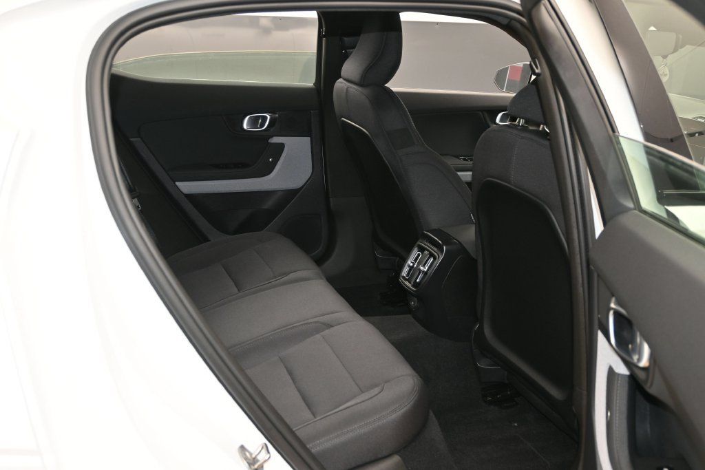 Used 2023 Polestar Polestar 2 AWD/4WD image 29