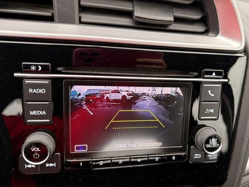 Used 2020 Honda Fit LX image 16