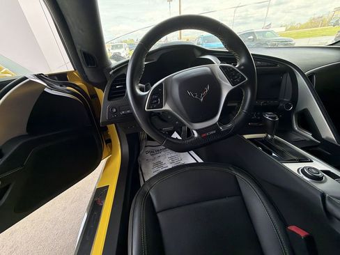 Used 2016 Chevrolet Corvette Z06 w/ 3LZ Preferred Equipment Group RWD image 20