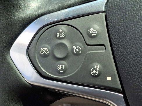 Used 2023 Chevrolet Traverse LT w/ LPO, Floor Liner Package AWD/4WD image 21