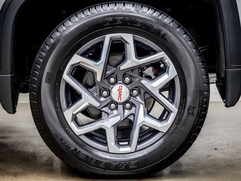 Used 2023 GMC Sierra 1500 SLT w/ SLT Premium Package image 37