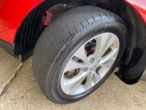 Used 2015 Kia Soul + FWD image 11