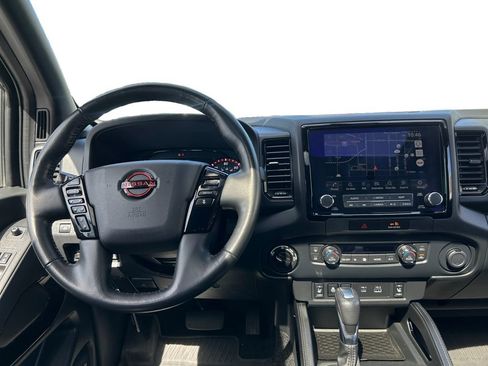 Used 2022 Nissan Frontier PRO-4X w/ Pro-4X Premium Package AWD/4WD image 13
