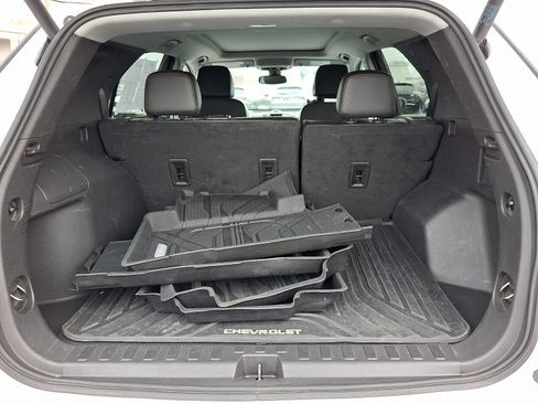 Certified 2024 Chevrolet Equinox Premier image 32