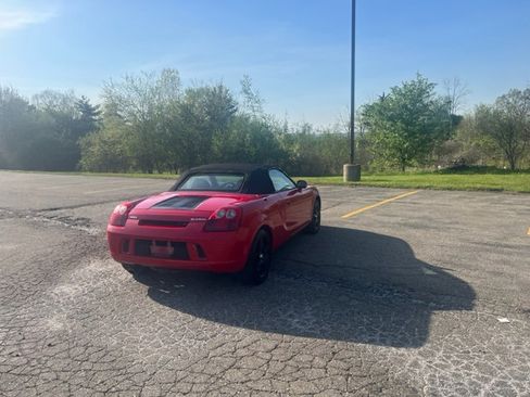 Used 2003 Toyota MR2 image 5