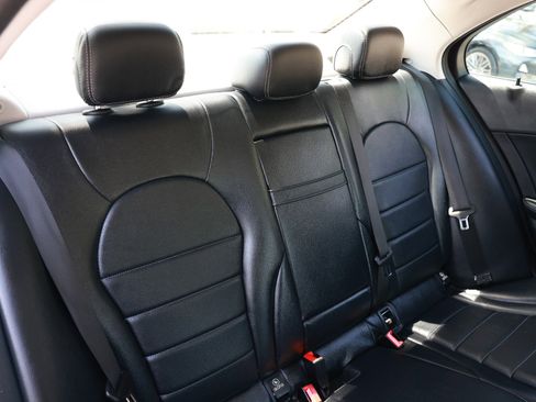 Used 2016 Mercedes-Benz C 300 4MATIC Sedan image 18