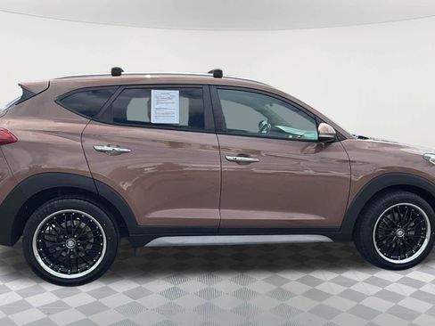 Used 2017 Hyundai Tucson Limited FWD image 4