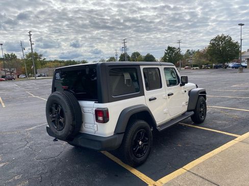 Used 2019 Jeep Wrangler Unlimited Sport S image 5