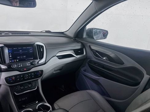Used 2019 GMC Terrain SLT w/ Preferred Package FWD image 17