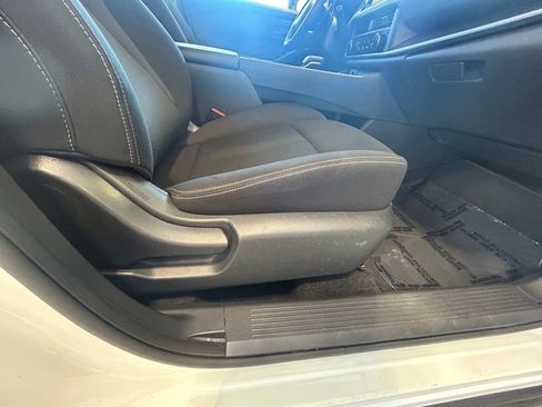 Used 2024 Nissan Rogue S image 24