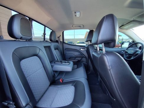 Used 2016 Chevrolet Colorado Z71 image 44