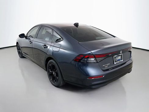 Used 2025 Honda Accord SE image 5