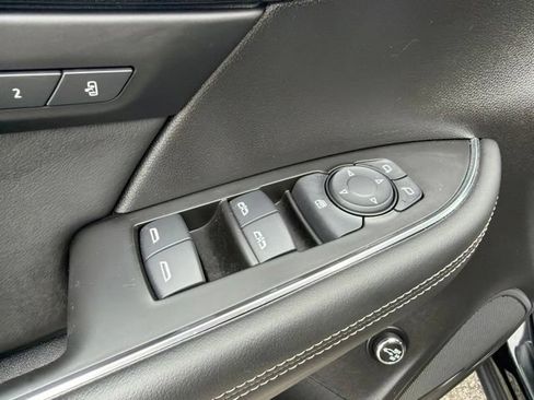 Used 2023 Buick Envision Essence w/ Sport Touring Package AWD/4WD image 24